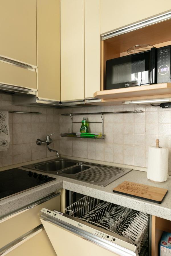 Dehomes - Citylife & Sempione Exclusive Suite Милано Екстериор снимка